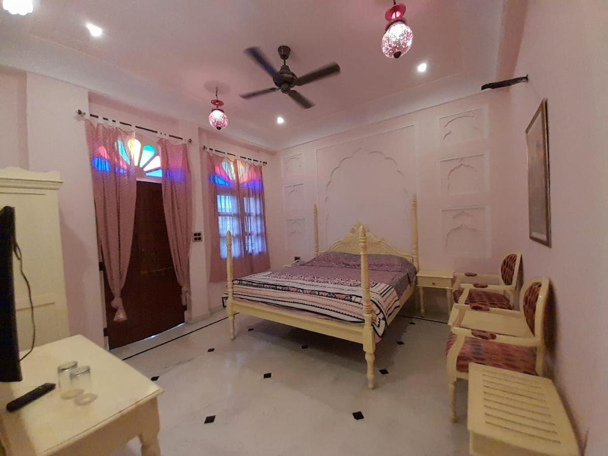 Raj Rajeshwari Haveli Hotel Jaipur Buitenkant foto