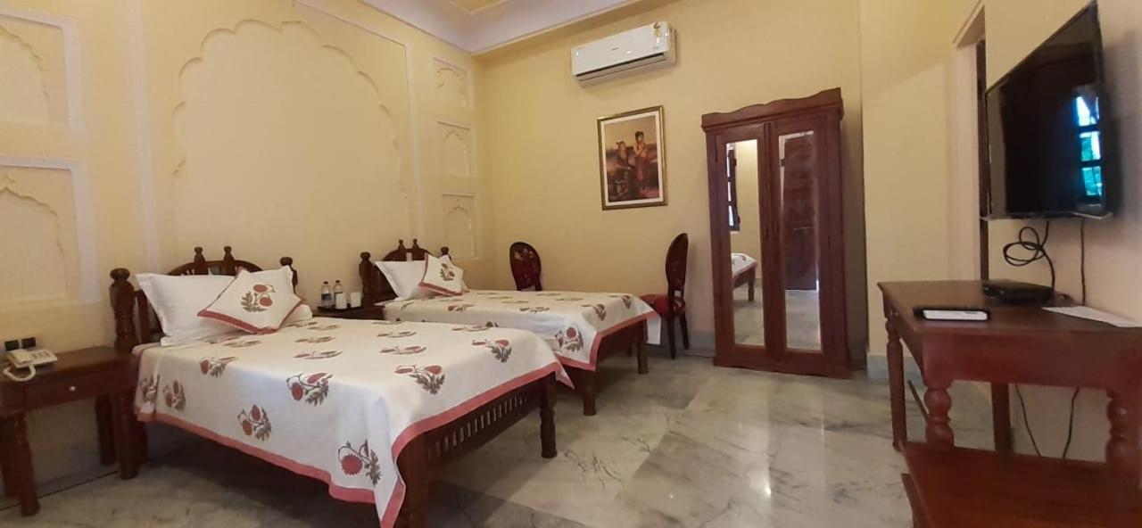 Raj Rajeshwari Haveli Hotel Jaipur Buitenkant foto